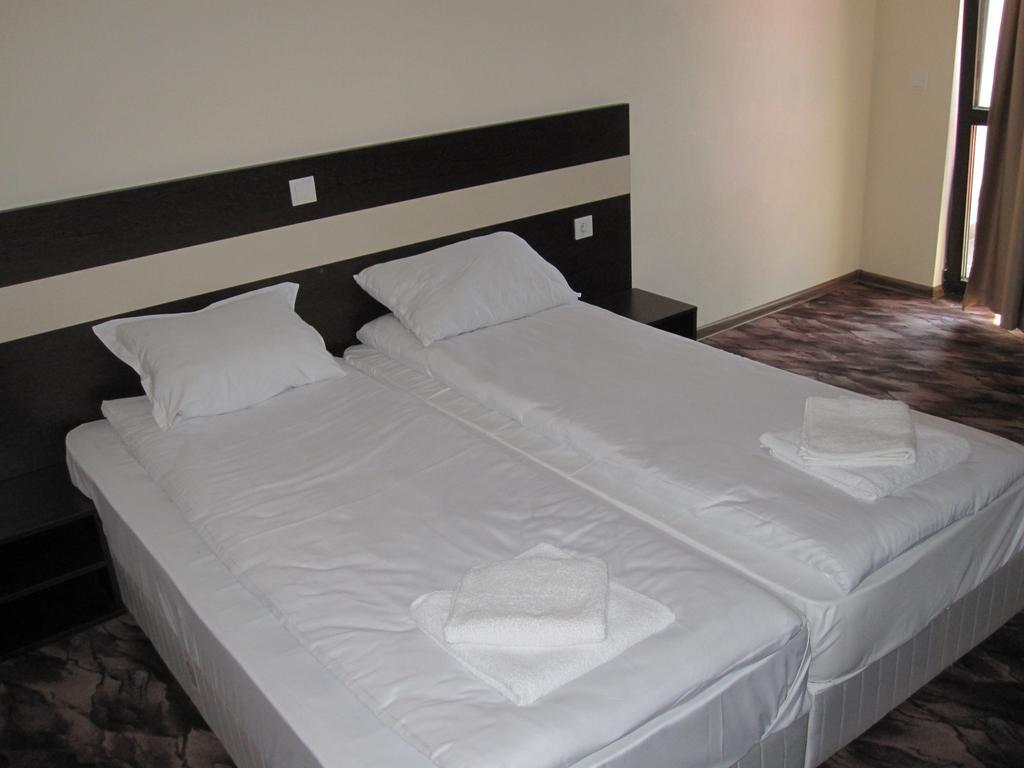 Hotel Deyanira Gorno Dryanovo الغرفة الصورة